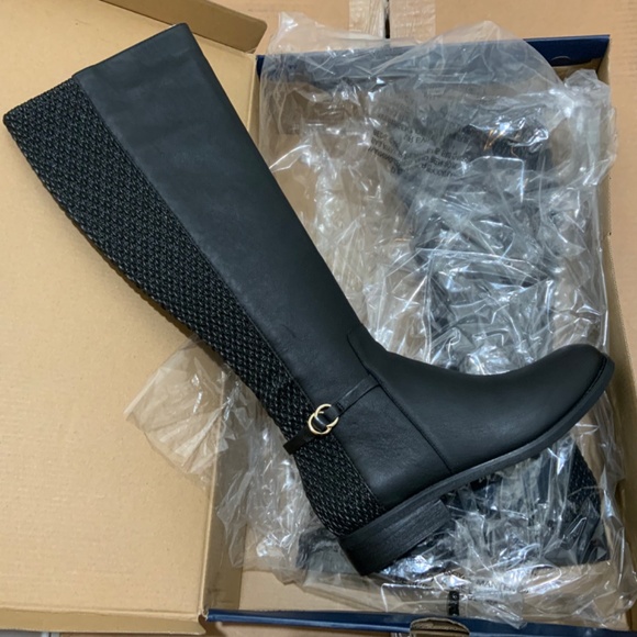 COLE HAAN Isabell Women's Stretch Black Leather Knee High Riding Boots 7 - Picture 4 of 6